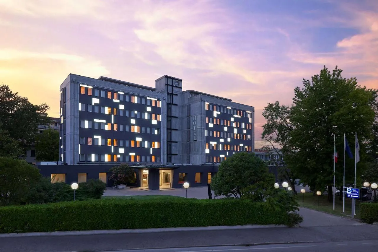 Best Western Park Hotel Continental Сан-Дона-ди-Пьяве